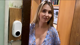 Eine Erstaunliche Milf-Mama Wird In Einem Pov-Video Gefickt