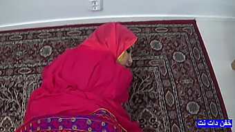 Wanita Afghan Pashto, Tajik, Hazara, Dan Uzbek Yang Cantik Dalam Hubungan Seksual